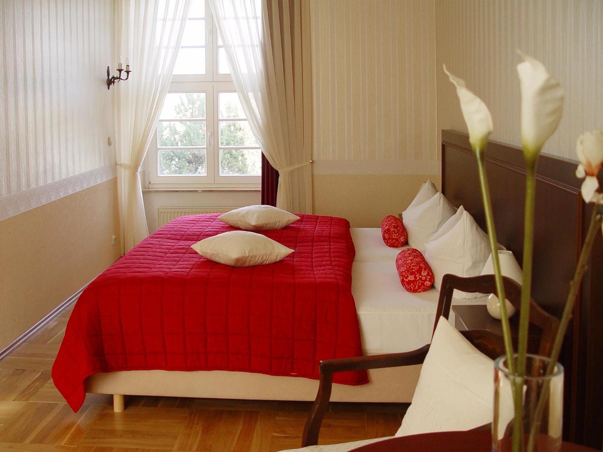 Hotel Altes Hafenhaus Росток Номер фото